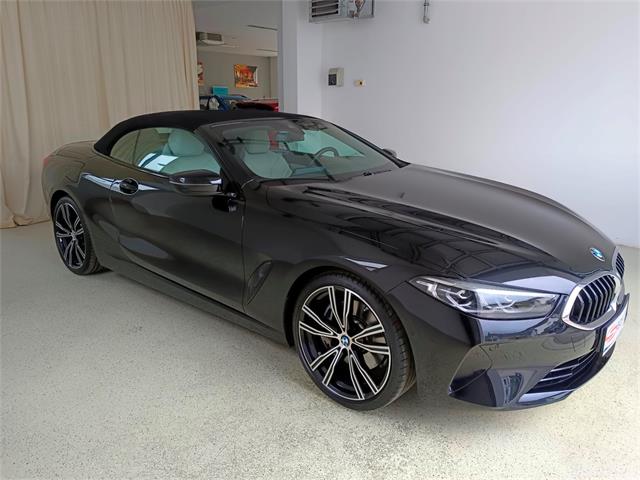 BMW 840i - � 69990